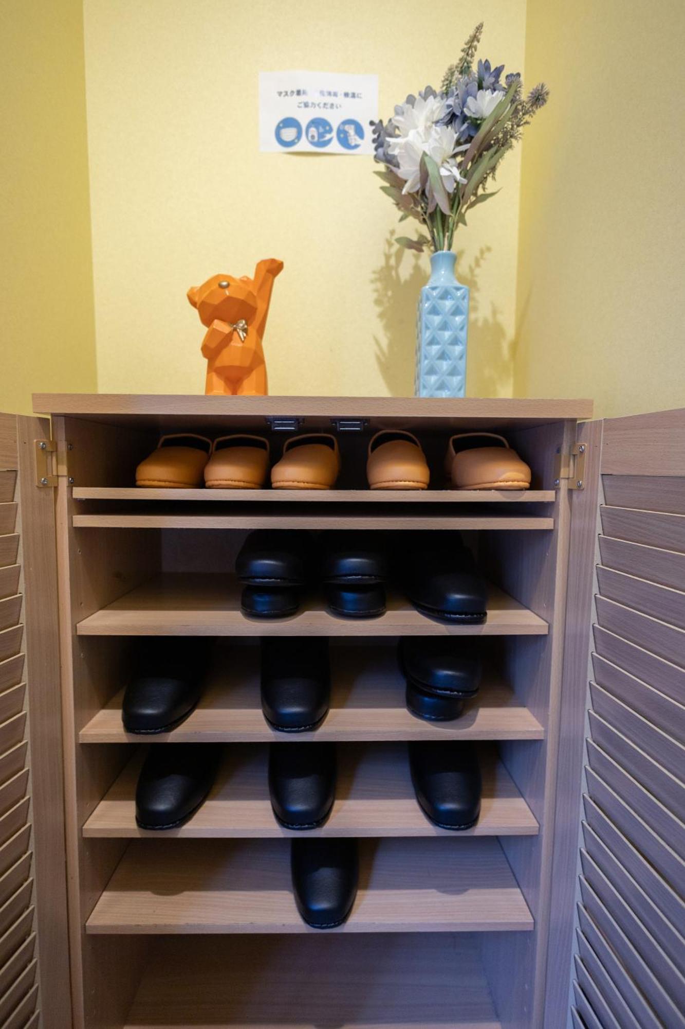 Apartemen Nestay Terrace House Tsutenkaku *